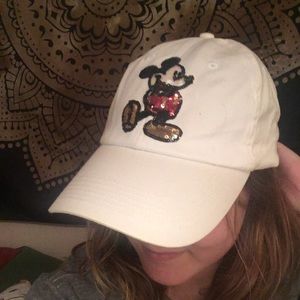 Sequin Mickey White Baseball Cap